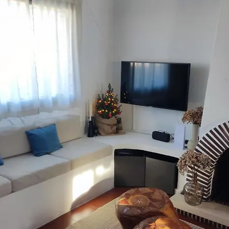 Sixtynine Torreira